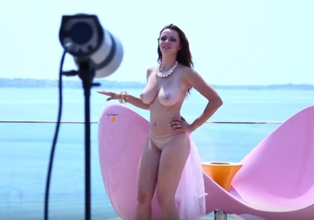 Striptease Video Hot Playmate Manja Dobrilovič