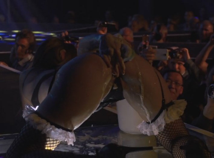 Hot Striptease Dance Very First Public